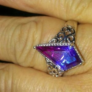 Midnight Fuchsia Quartz Kite